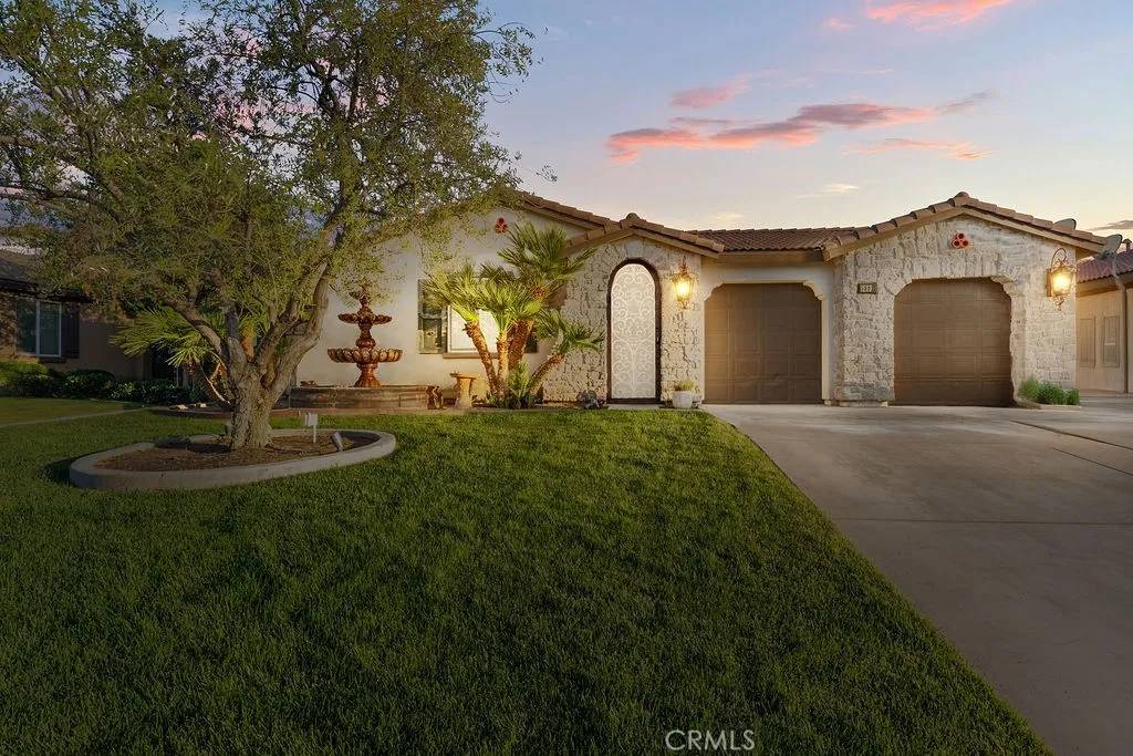 Bakersfield, CA 93313,5801 S Moonstone Peak Drive