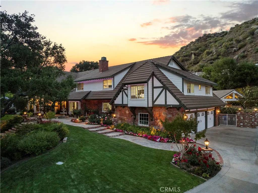 Canyon Country, CA 91387,25730 Sand Canyon Road