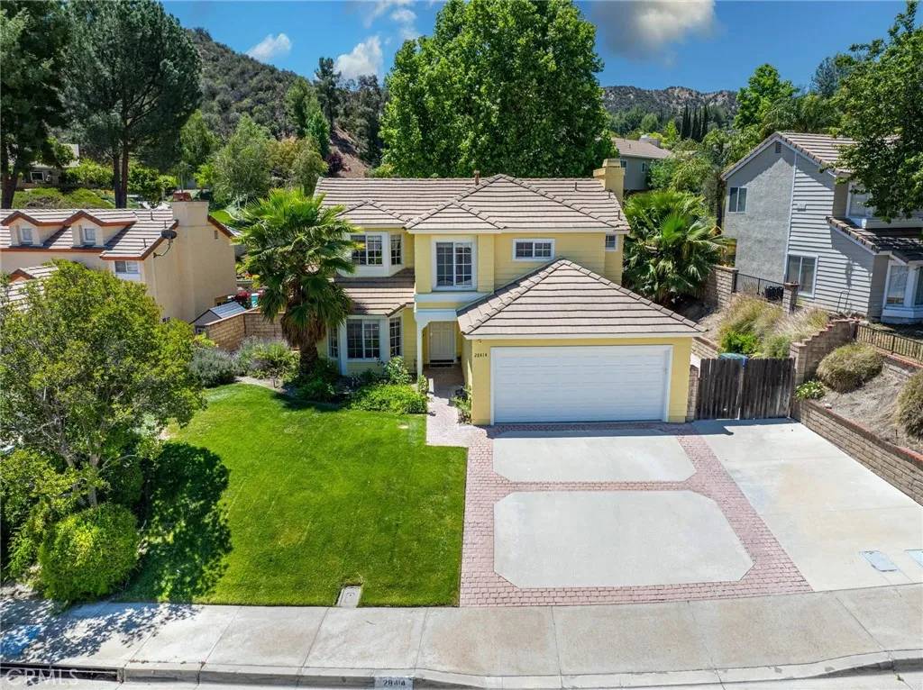 Castaic, CA 91384,28414 Applewood Lane