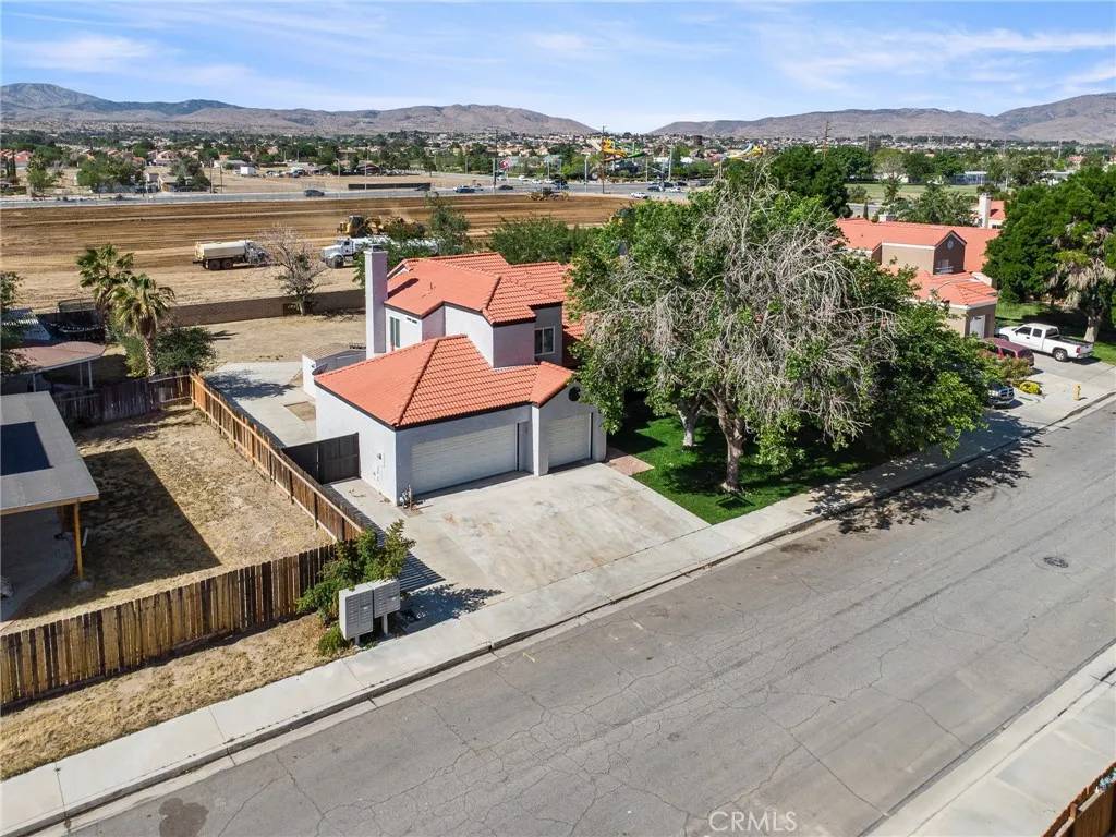 Palmdale, CA 93552,4046 Kona Court