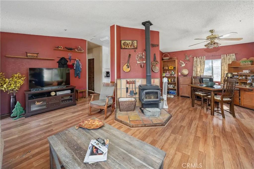 Acton, CA 93510,6135 Hubbard Road