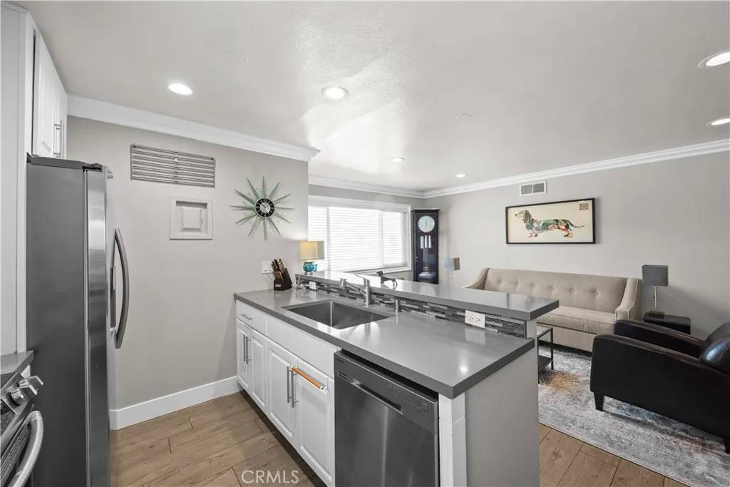 Newbury Park, CA 91320,613 Avenida De La Plata
