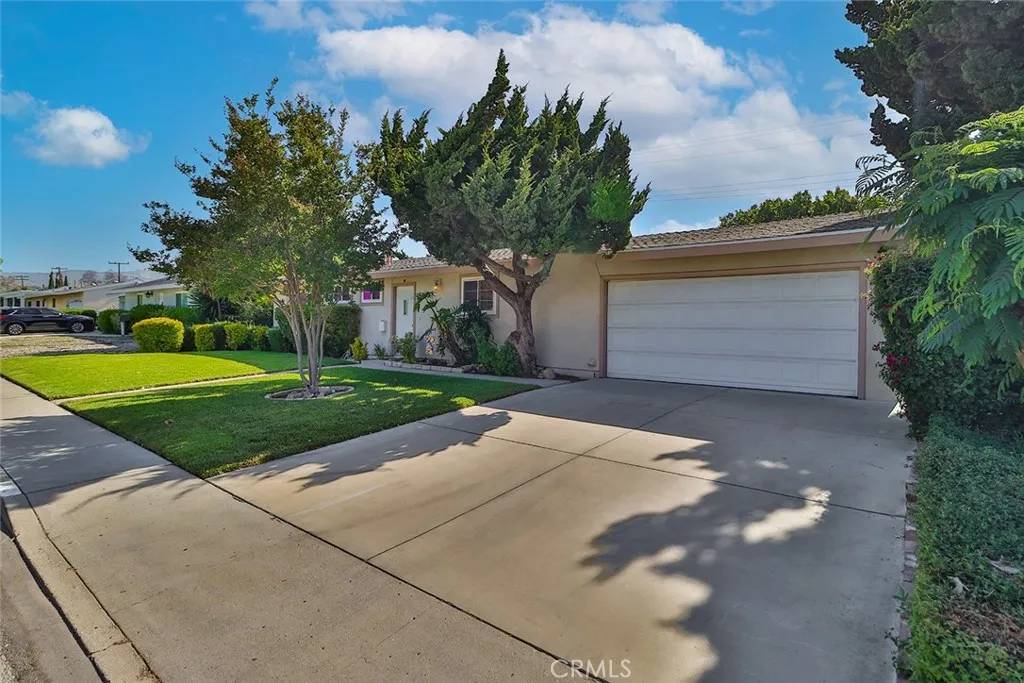 Simi Valley, CA 93065,2212 Cordero Avenue