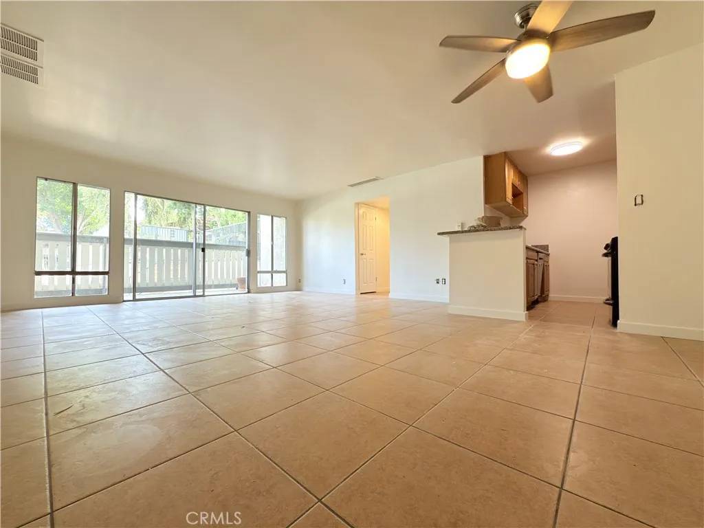 Canoga Park, CA 91304,8601 International Avenue #179