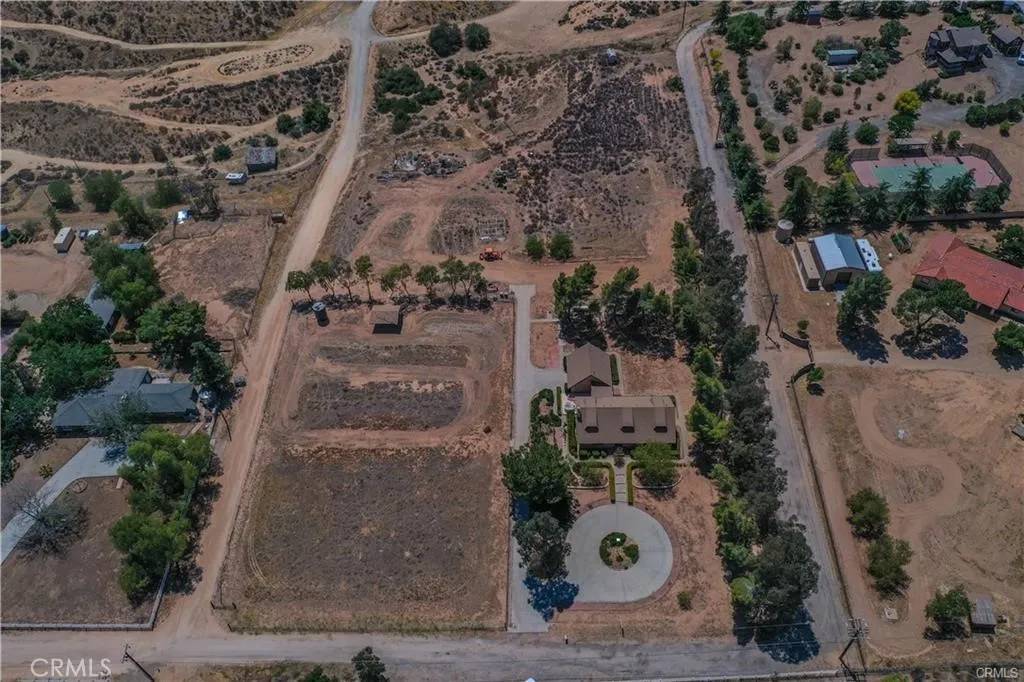 Agua Dulce, CA 91390,34155 Castlehaven Road