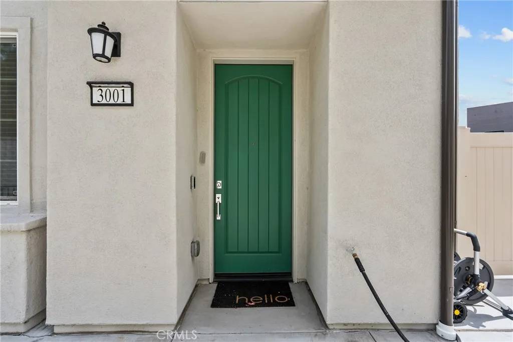 Simi Valley, CA 93065,3001 Honolulu Lane