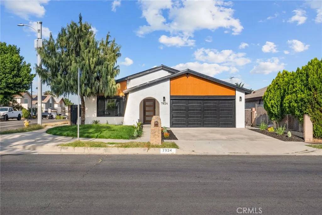 Winnetka, CA 91306,7924 Oso Avenue