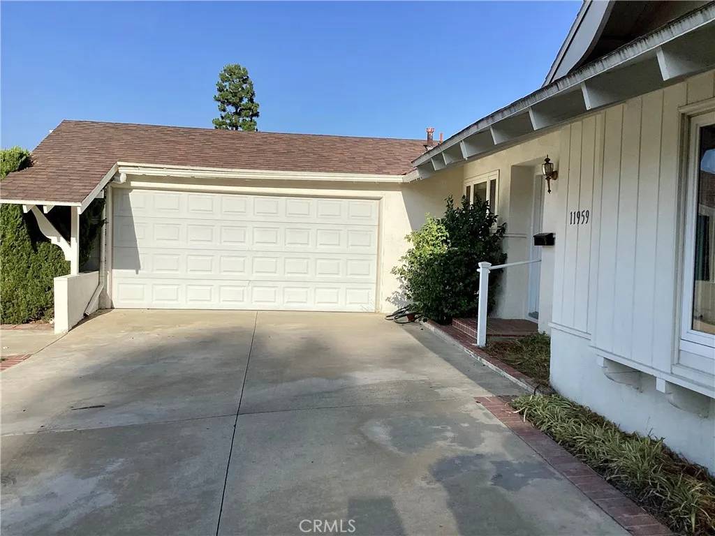 Granada Hills, CA 91344,11959 Salem Drive