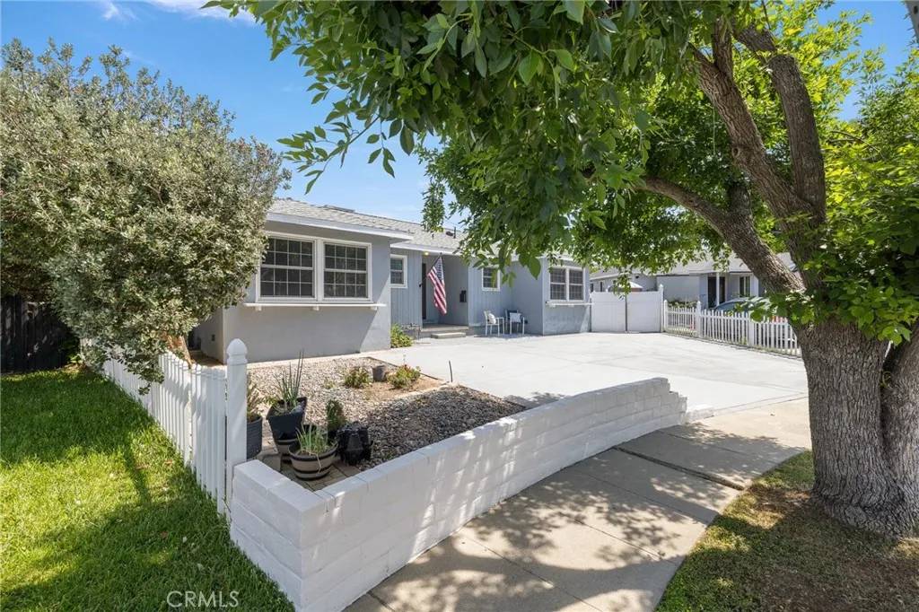 Granada Hills, CA 91344,11012 Montgomery Avenue