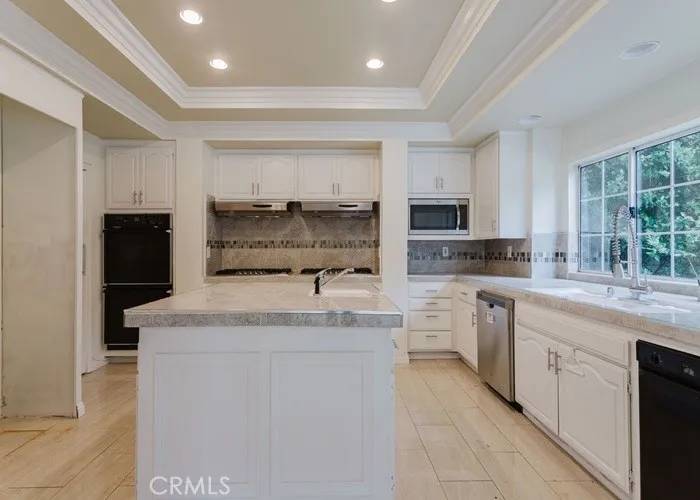 Porter Ranch, CA 91326,18853 Beechtree Lane
