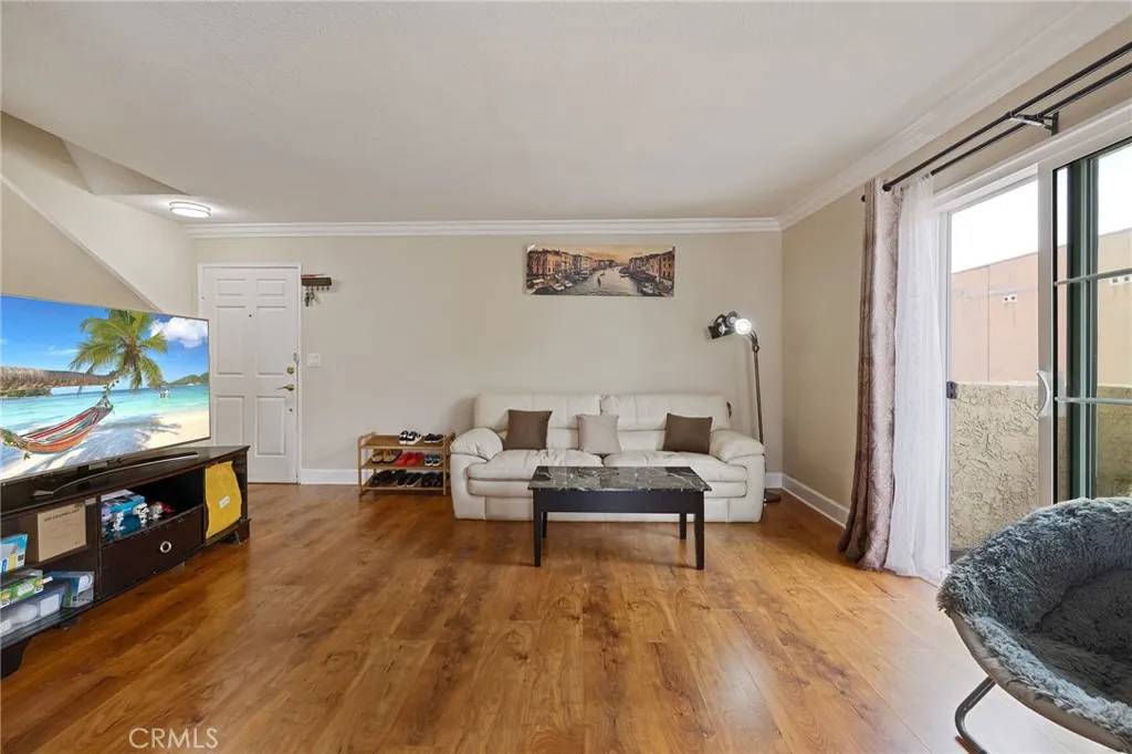 Van Nuys, CA 91406,7045 Woodley Avenue #120