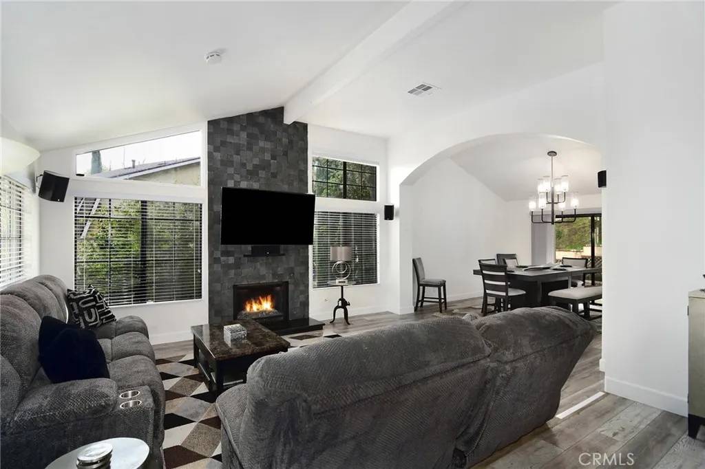 West Hills, CA 91307,6711 Corie Lane