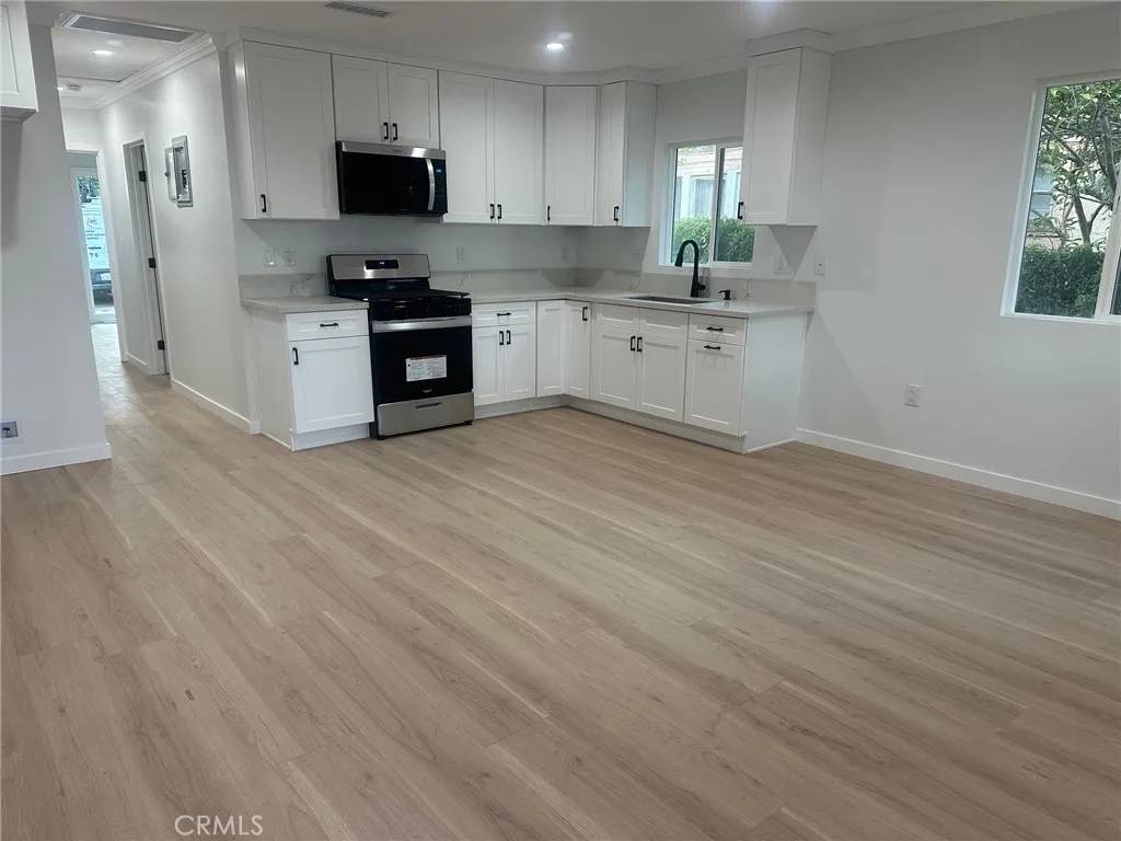 San Fernando, CA 91340,617 S Brand Boulevard