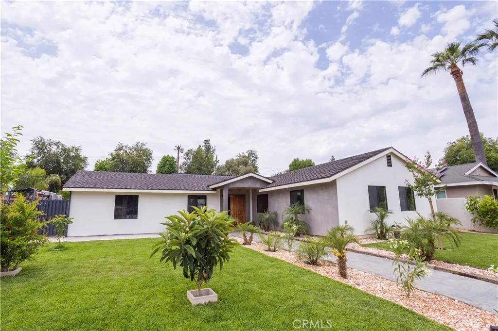 West Hills, CA 91307,22940 Sherman Way