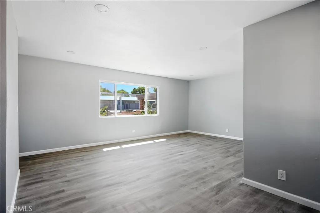 Lancaster, CA 93535,43915 2nd Street East