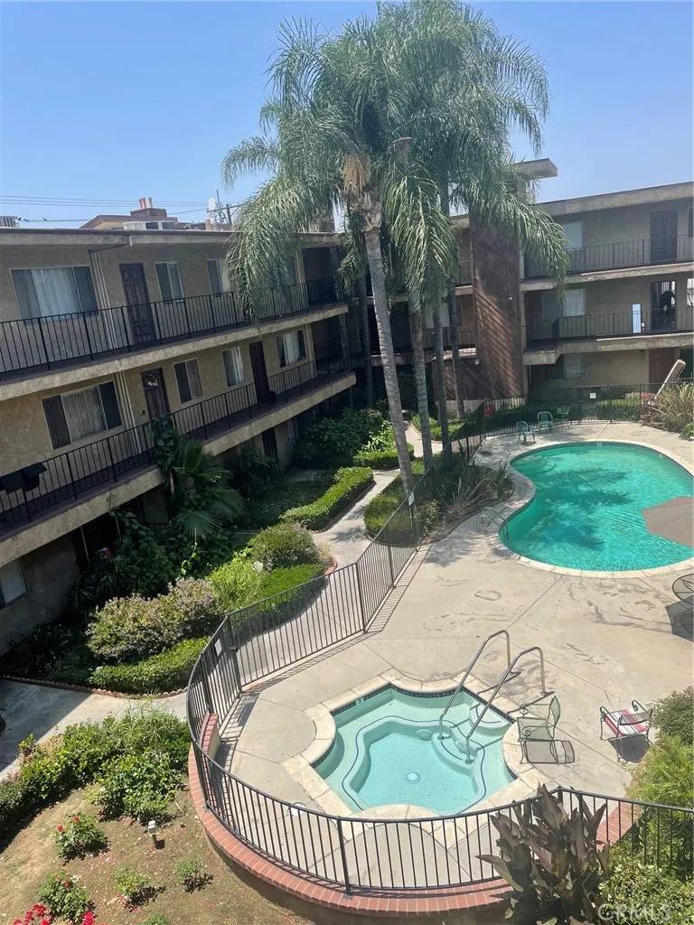 North Hills, CA 91343,8505 Columbus Avenue #316