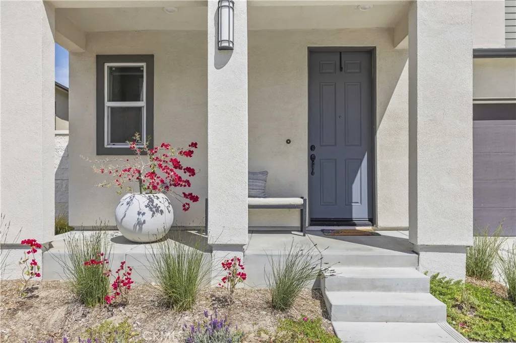 Valencia, CA 91381,27774 Marquee Drive