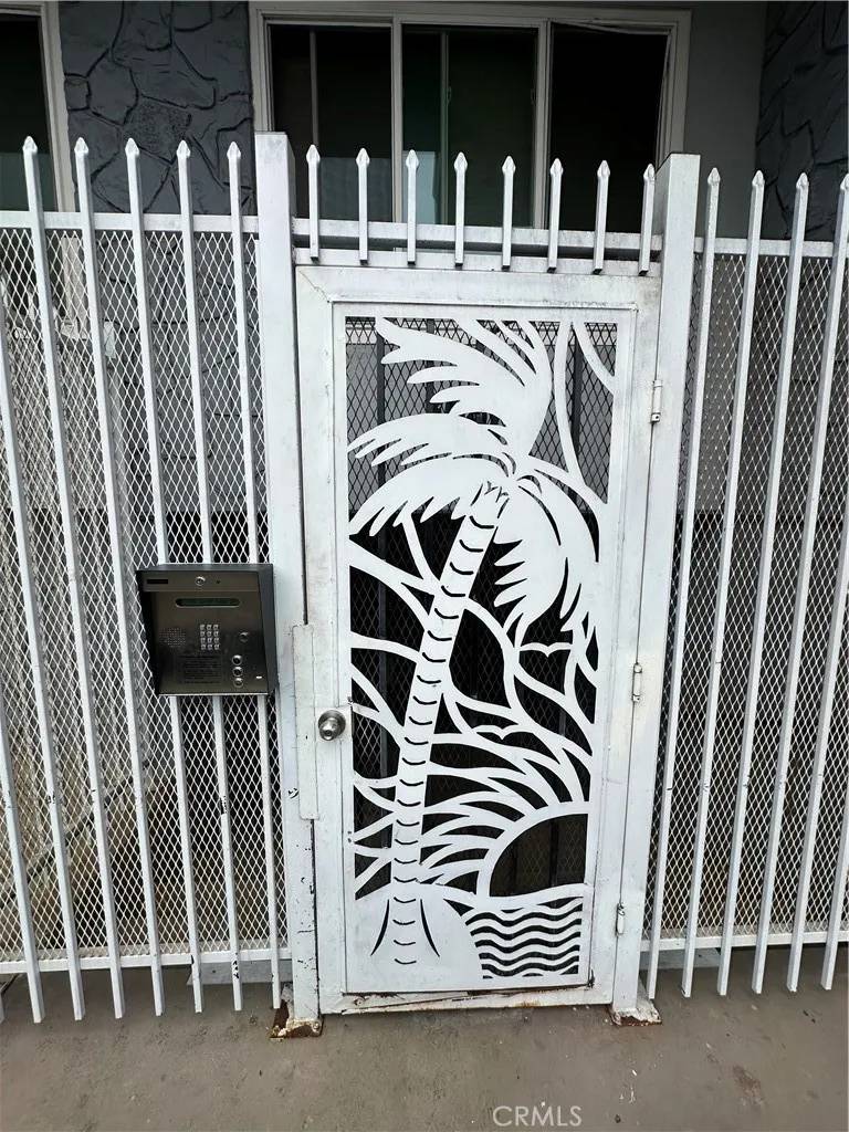Long Beach, CA 90802,120 Alamitos Avenue #18