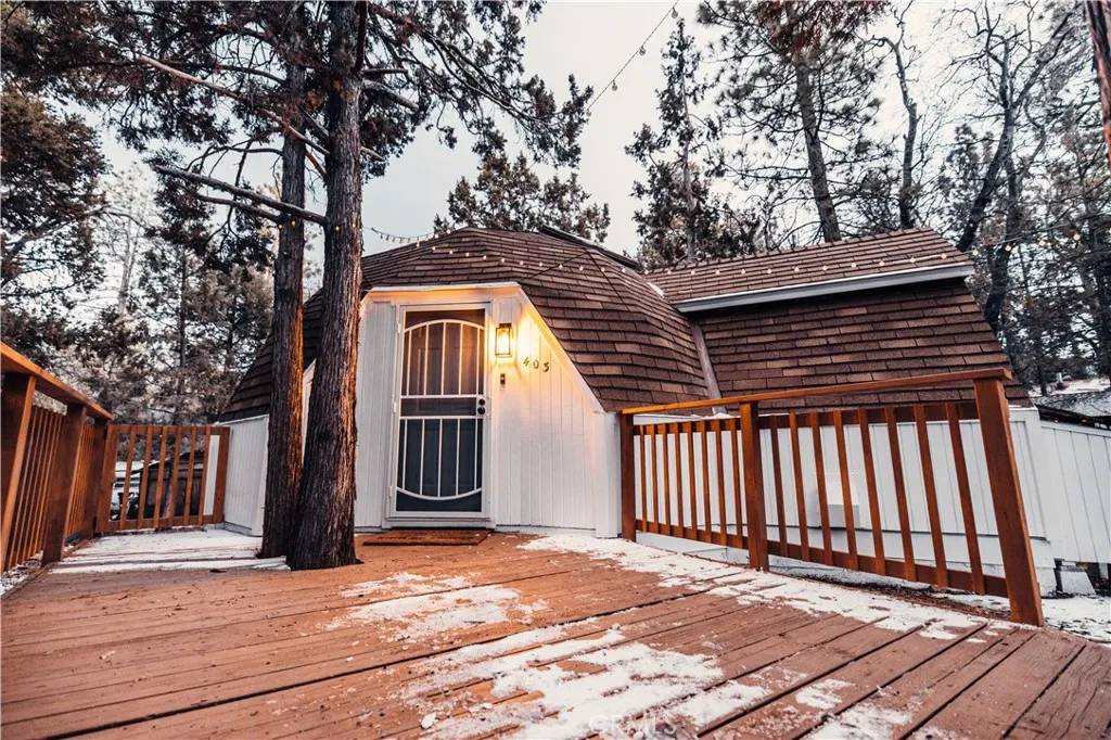 Big Bear, CA 92386,403 Highland Lane