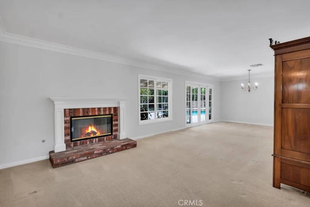 Chatsworth, CA 91311,20311 Tuba Street