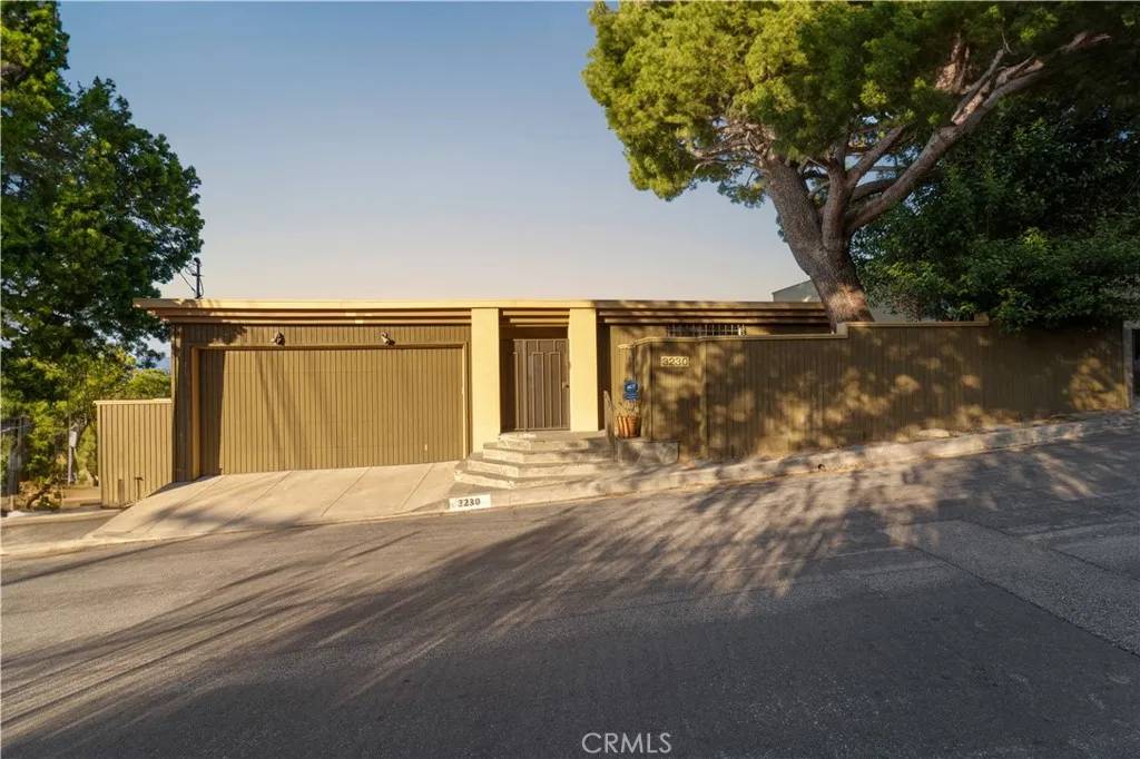 Studio City, CA 91604,3230 Wrightwood Drive