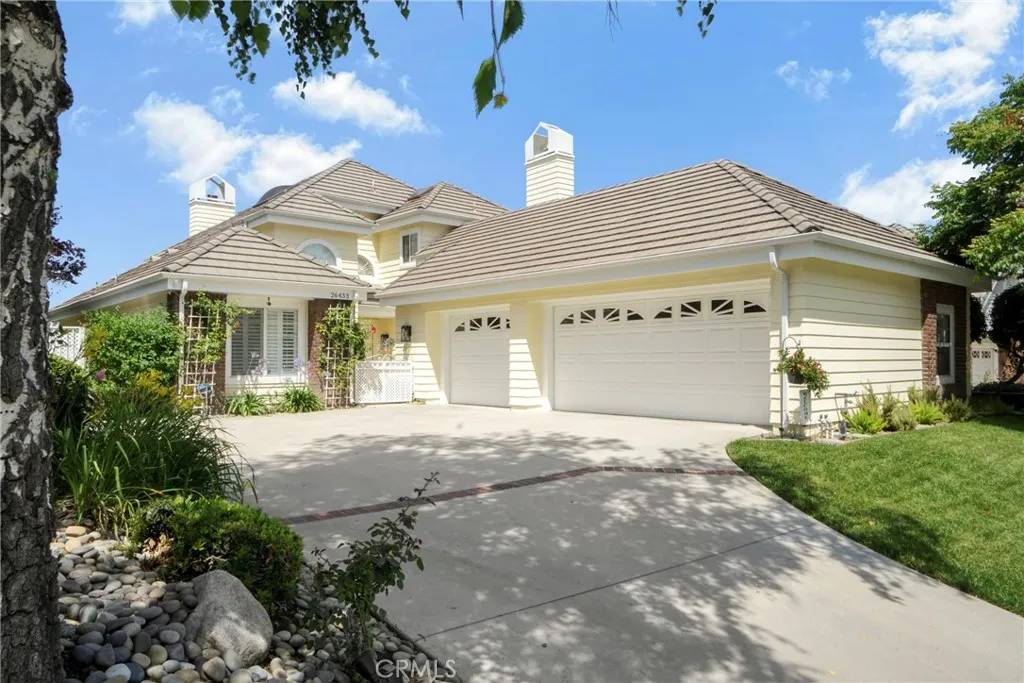 Valencia, CA 91355,26433 Emerald Dove Drive