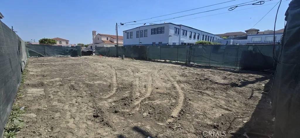 Los Angeles, CA 90003,118 W 87th