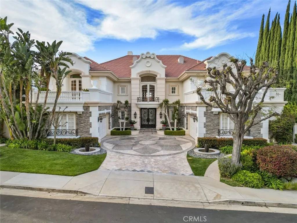 Tarzana, CA 91356,3724 Winford Drive