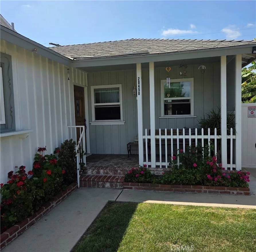 Winnetka, CA 91306,20450 Bassett Street