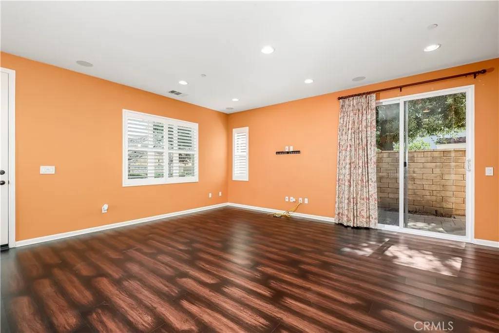 Saugus, CA 91350,21775 Candela Drive