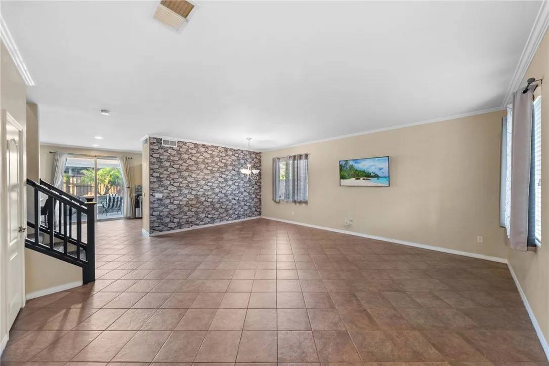 Lake Elsinore, CA 92530,19890 Parkwood Drive