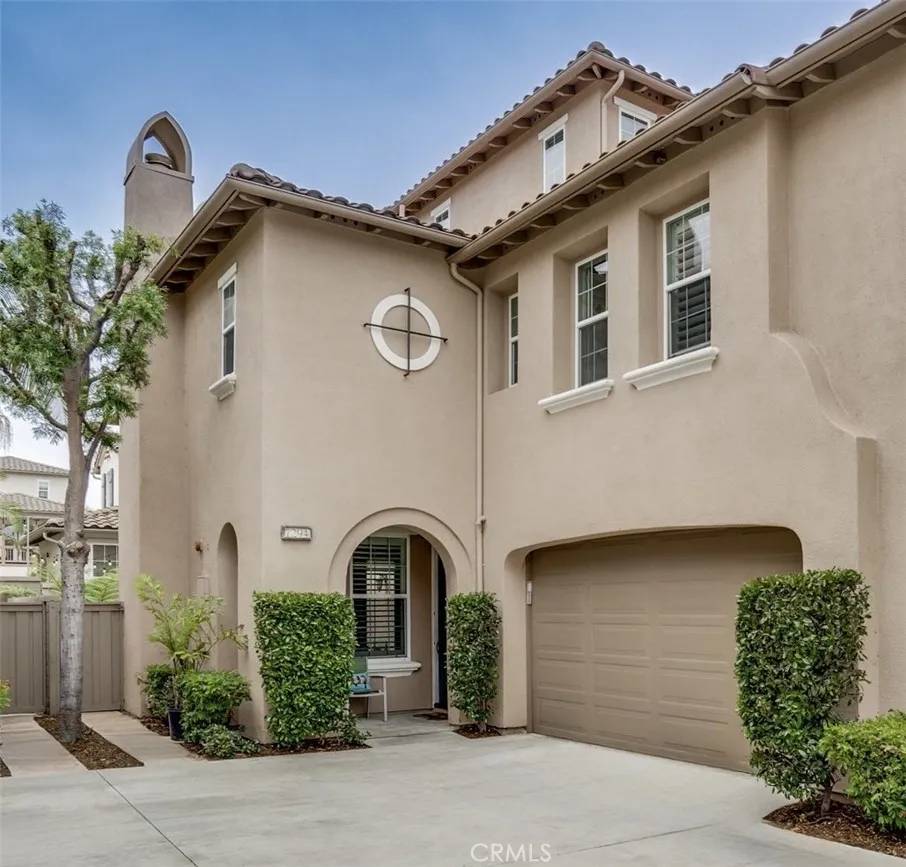 Huntington Beach, CA 92648,7294 Arcadia Drive