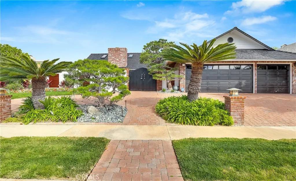 Newport Beach, CA 92660,1542 Santiago Drive