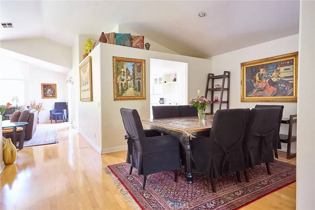 Chatsworth, CA 91311,11244 Sierra Pass Place