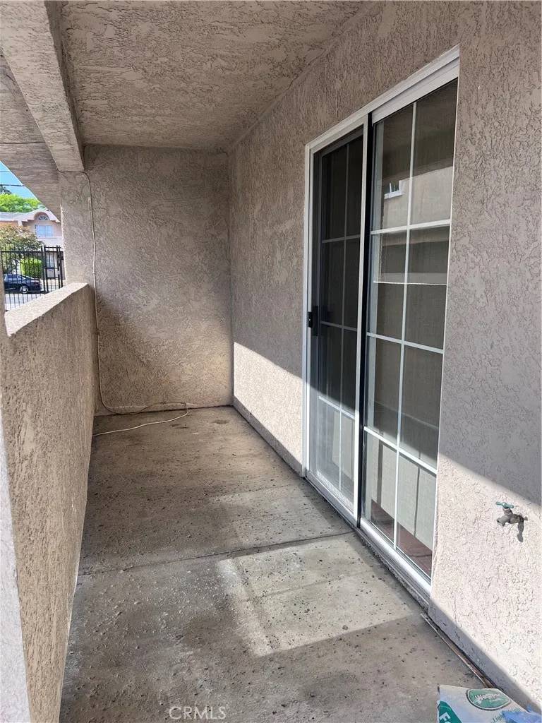 North Hollywood, CA 91606,11254 Oxnard Street #3
