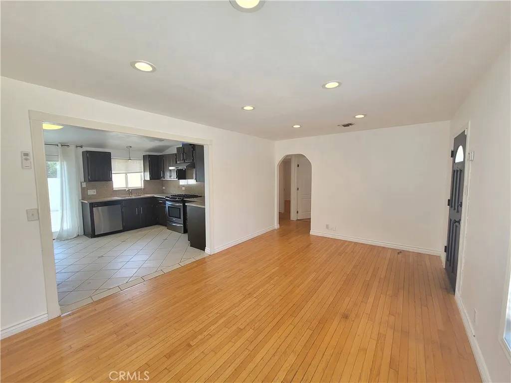 Woodland Hills, CA 91364,21912 Celes Street