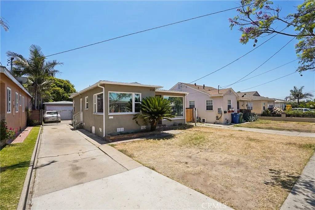 Inglewood, CA 90303,3128 W 110th Street