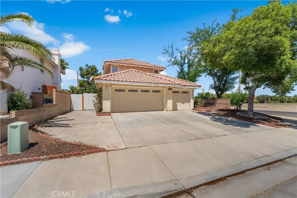 Lancaster, CA 93535,44559 Aspen Street