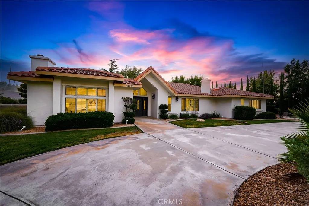 Lancaster, CA 93536,41901 Calle Clarita