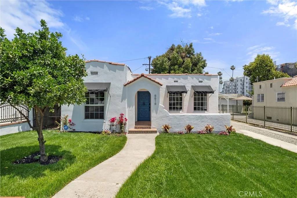 Van Nuys, CA 91405,6616 Vesper Avenue