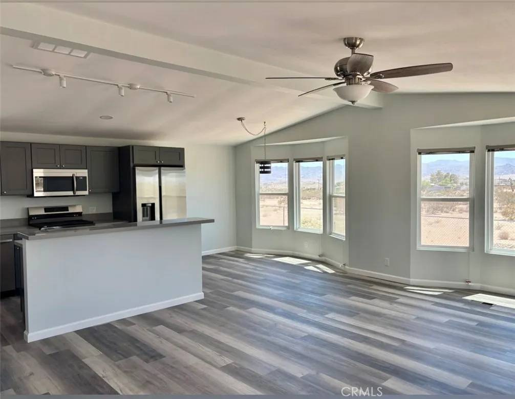 Joshua Tree, CA 92252,63136 Sunny Sands Drive