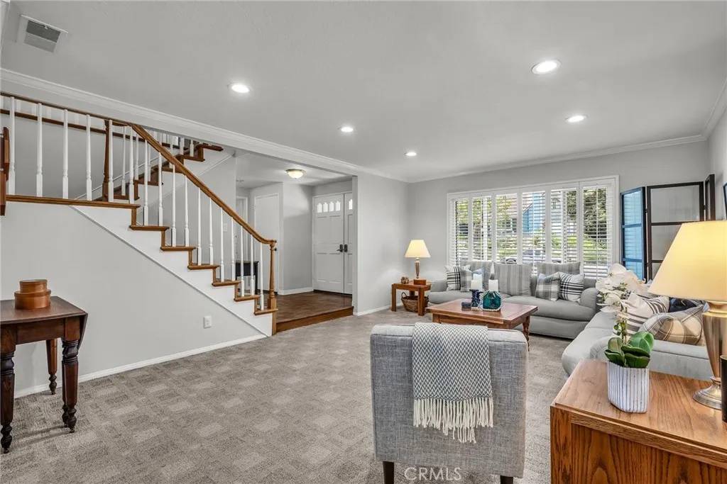 West Hills, CA 91307,7126 Shadow Ridge Court