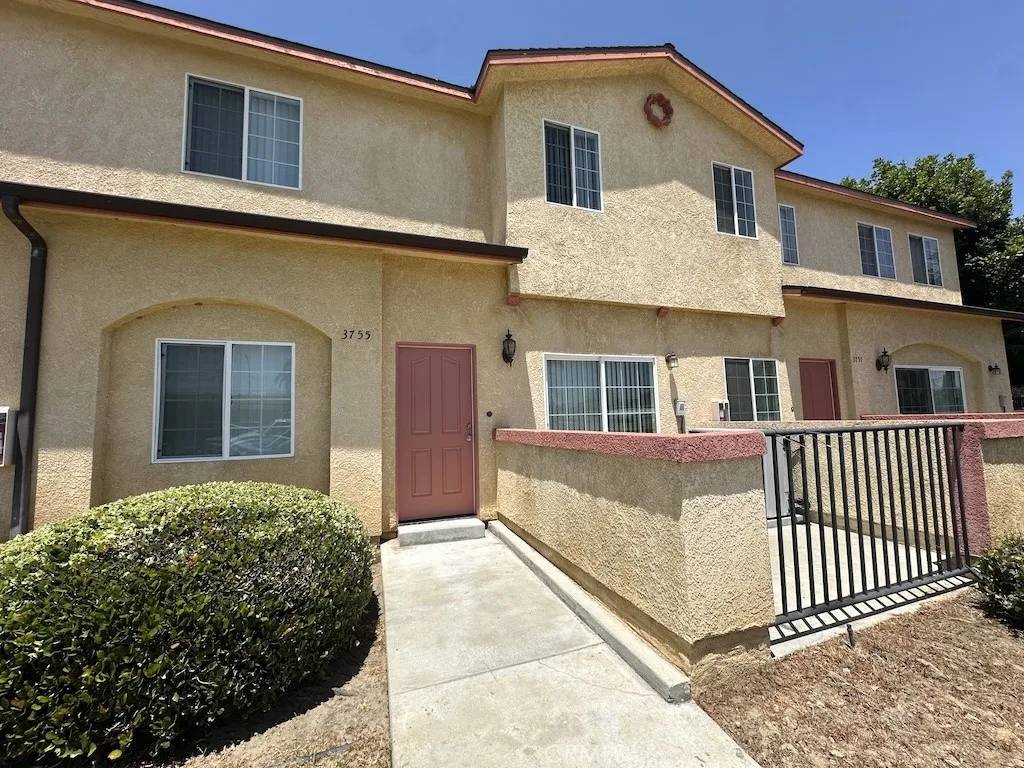 Maywood, CA 90270,3755 E 52nd Street