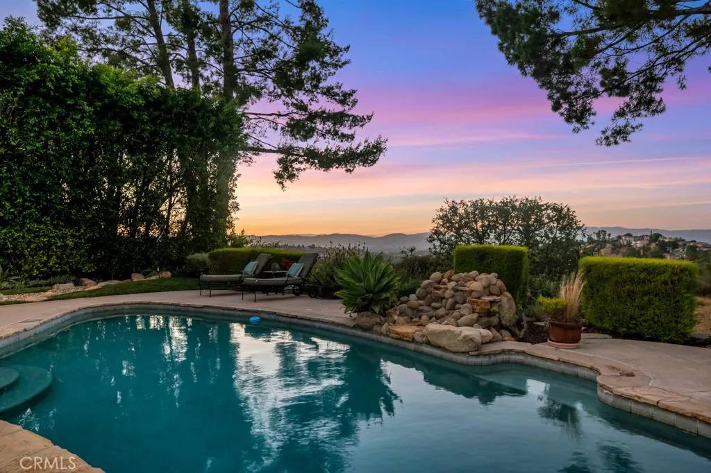 Woodland Hills, CA 91364,21737 Ulmus Drive