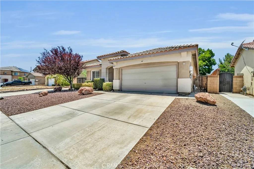 Lancaster, CA 93535,43627 Rialto Drive