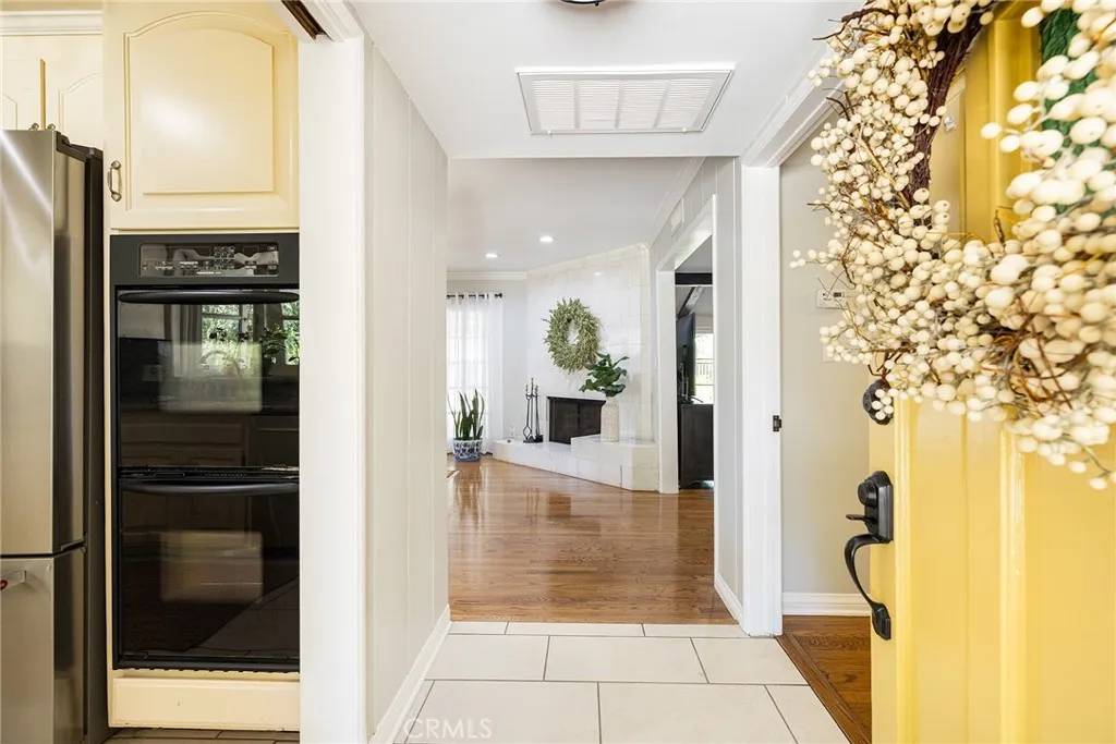 Sherwood Forest, CA 91325,8841 White Oak Avenue