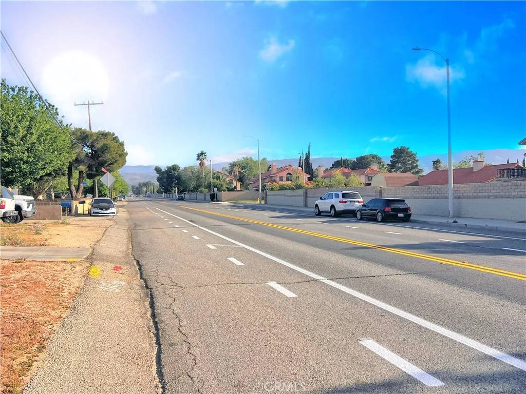 Lancaster, CA 93536,42722 55th Street West