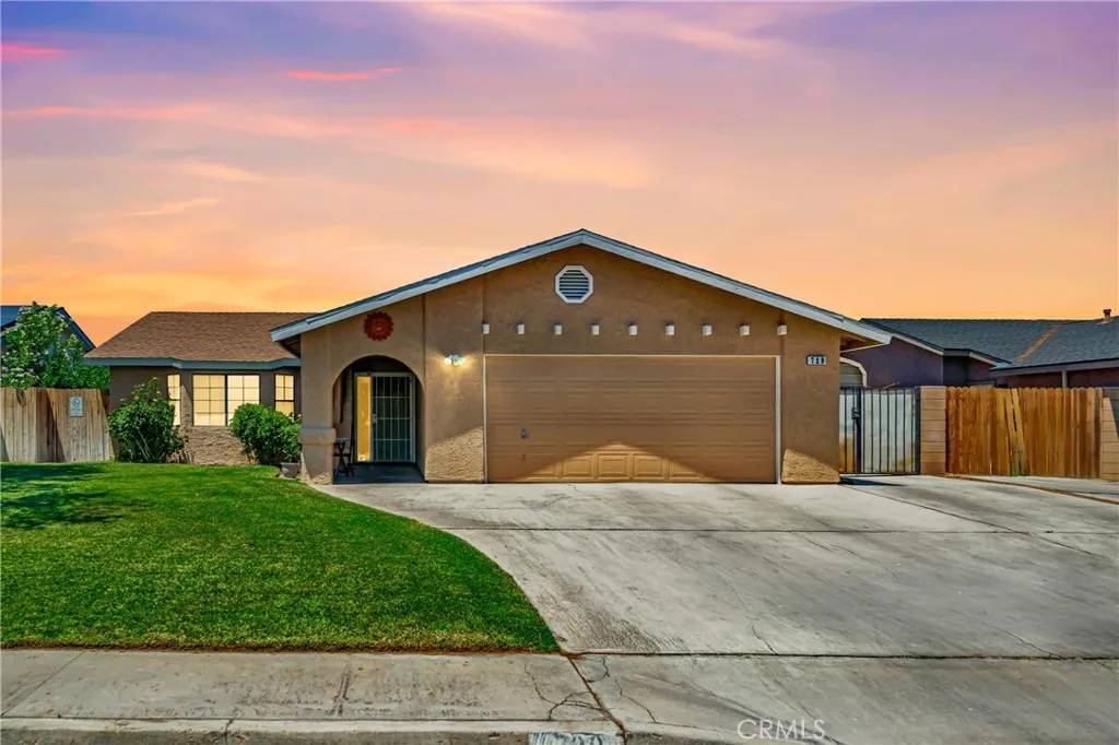 Ridgecrest, CA 93555,729 N Sunland Drive