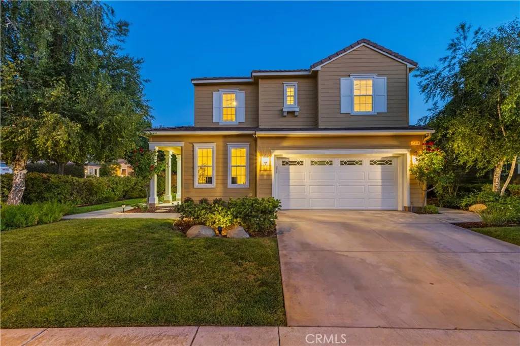 Valencia, CA 91381,25604 Mesquite Court