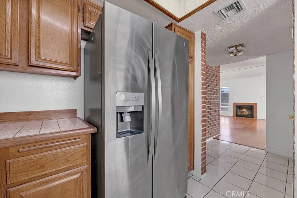 Winnetka, CA 91306,20155 Keswick Street #211